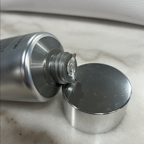 Monat Studio One Curl Defining Cream - Picture 4 of 4